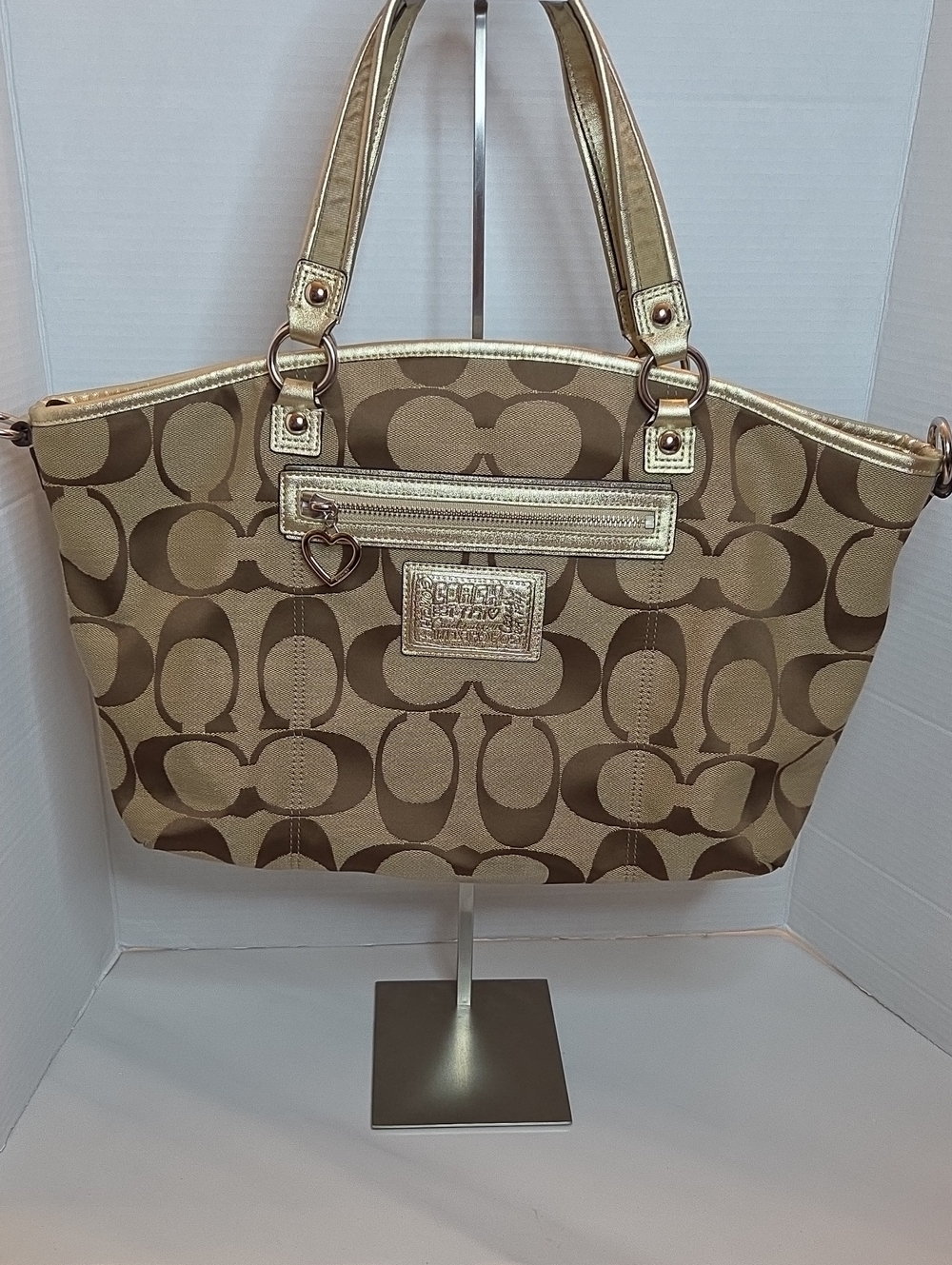 Coach Poppy Signature Monogram Bag - Style F23391